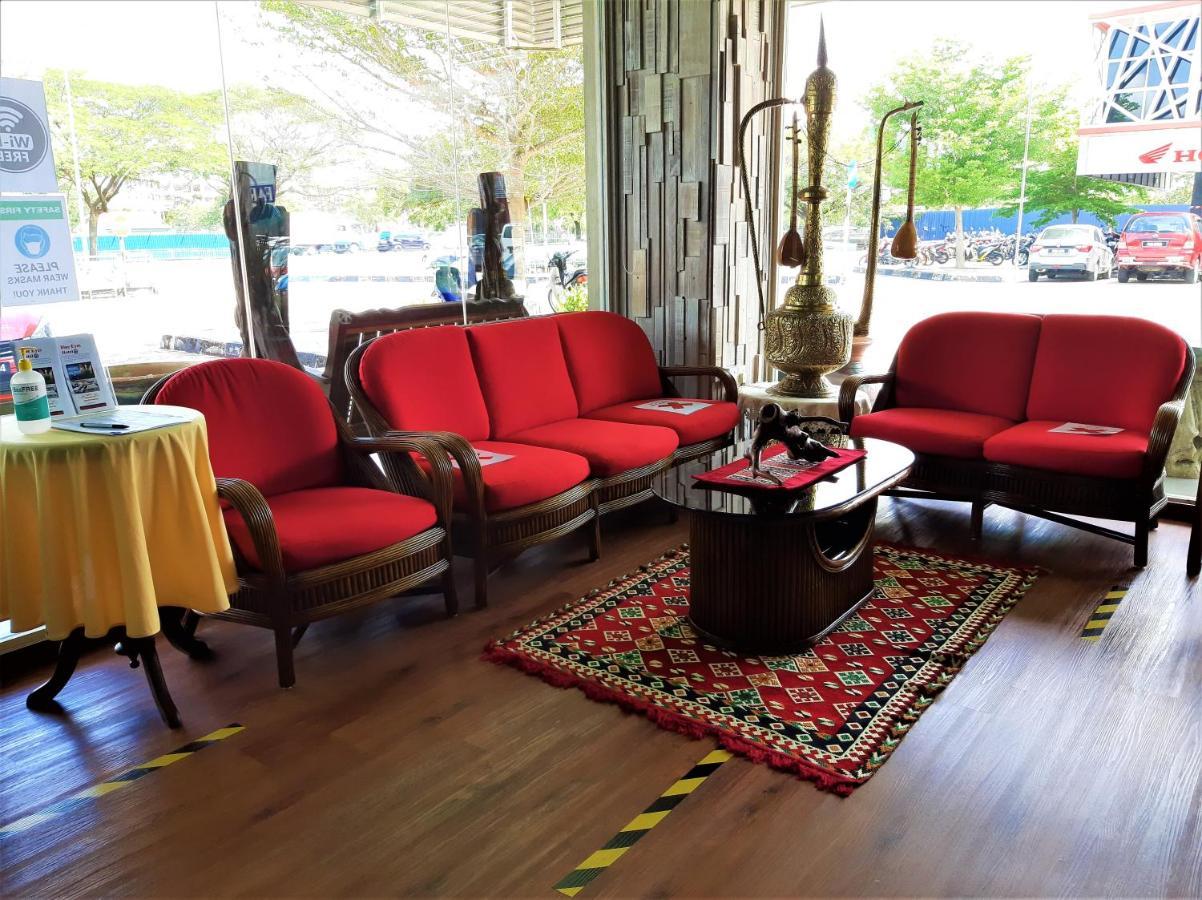 Blue Eyes Hotel Kepala Batas  Dış mekan fotoğraf