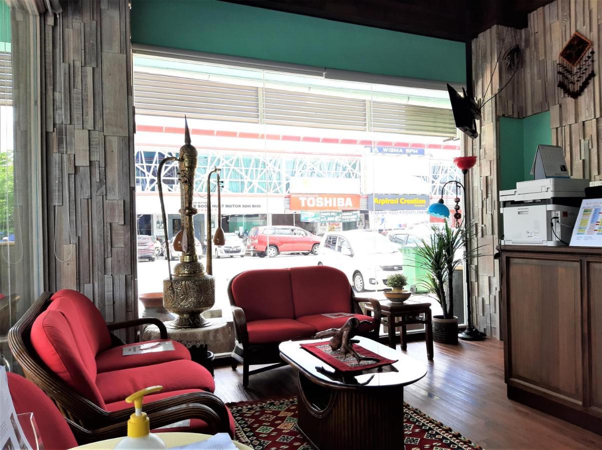 Blue Eyes Hotel Kepala Batas  Dış mekan fotoğraf