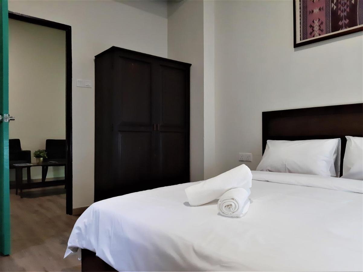 Blue Eyes Hotel Kepala Batas  Dış mekan fotoğraf